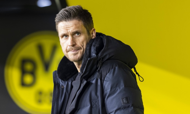 星亿娱乐-体图：多特总监凯尔可能被汉堡挖角，他会考虑出任更高级职位